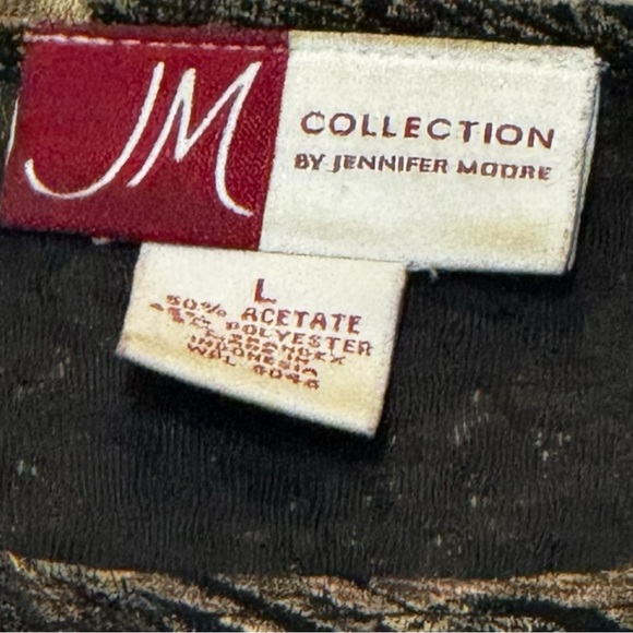 JM Collection weaved Patterned Blouse - Picture 2 of 2